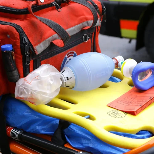 breathing mask emergency ambulance rescue stretcher trolleys equipment doctors