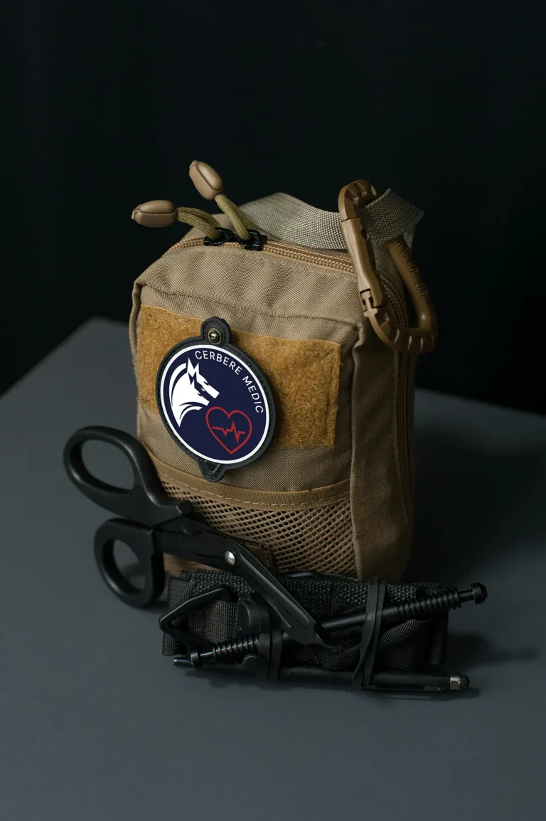 Trousse avec écusson de Cerbere Medic